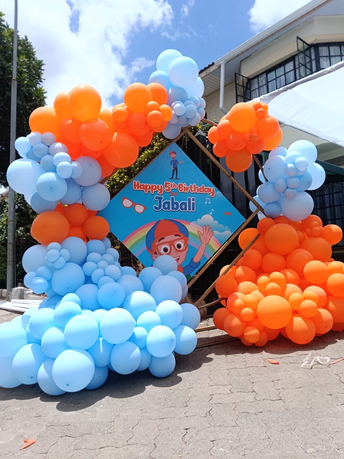 The Luxe Geometry Hula Hoop Backdrop and Cake Stand with Balloons Styling for Hire in Nairobi - view 4