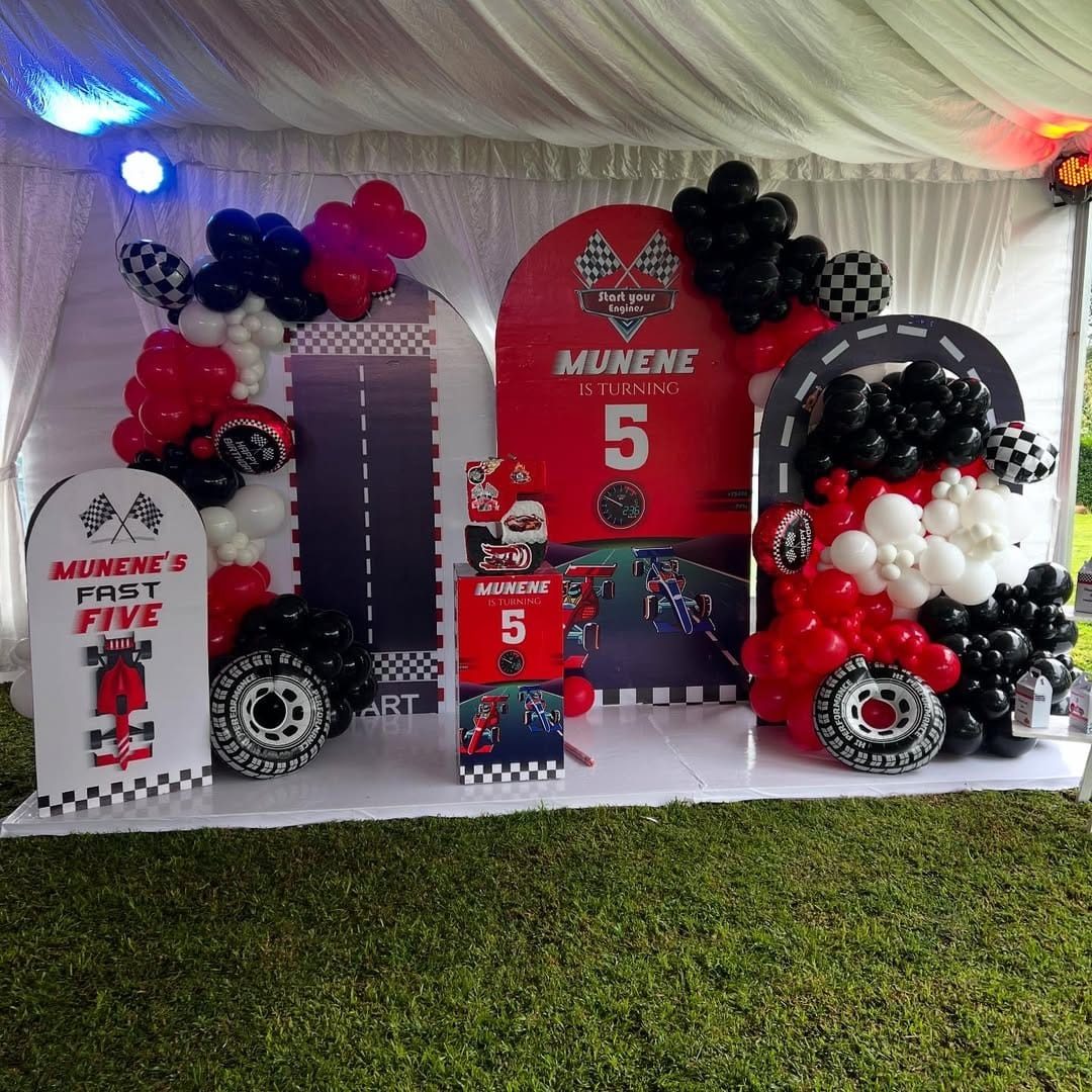 Party Balloons Wall Of Elegance, Triple Door Balloons Backdrop and VIP Stage for Hire in Nairobi - view 2