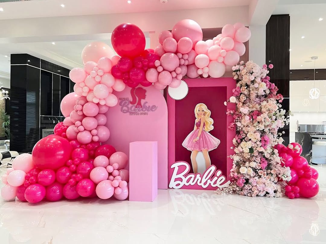 Party Balloons Wall Of Elegance, Triple Door Balloons Backdrop and VIP Stage for Hire in Nairobi - view 3