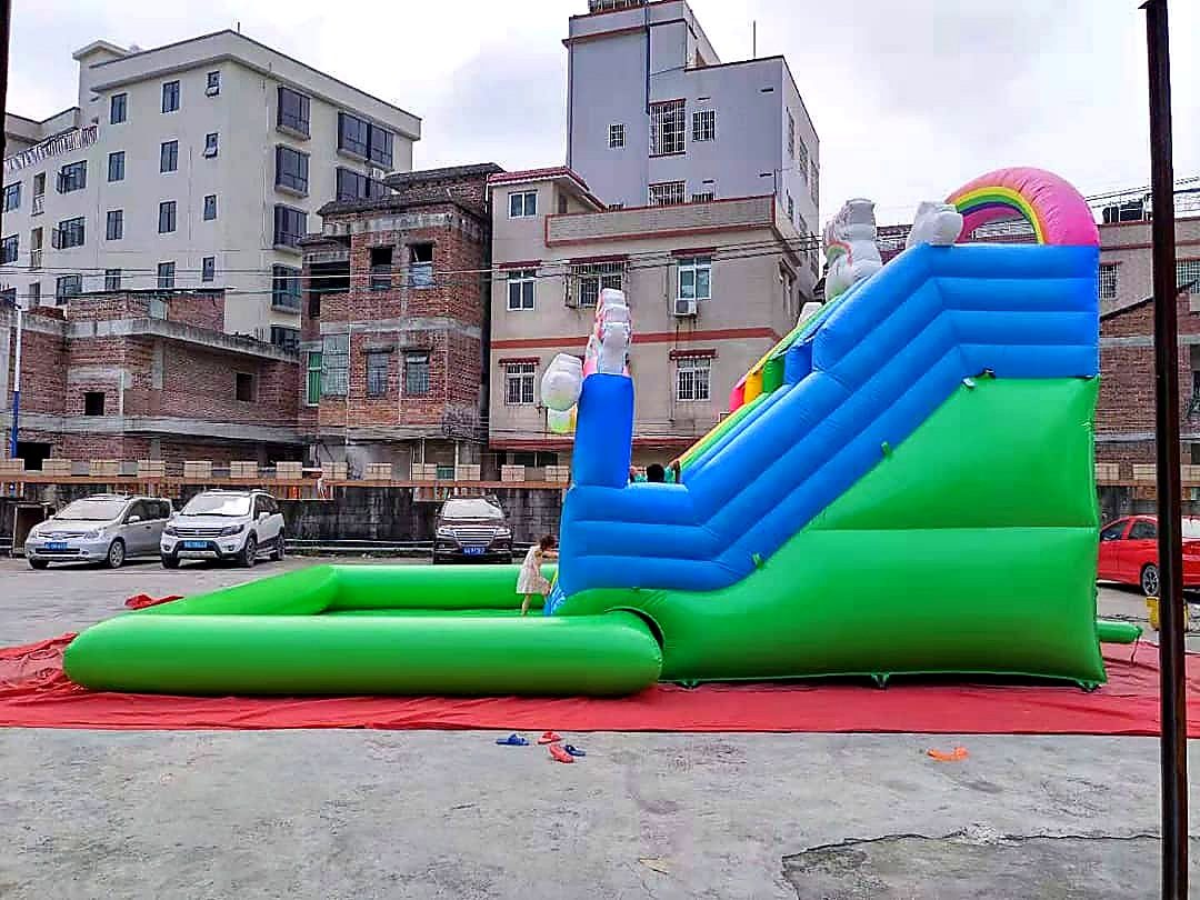 Water Slide Bouncing Castle for Hire in Nairobi - view 3