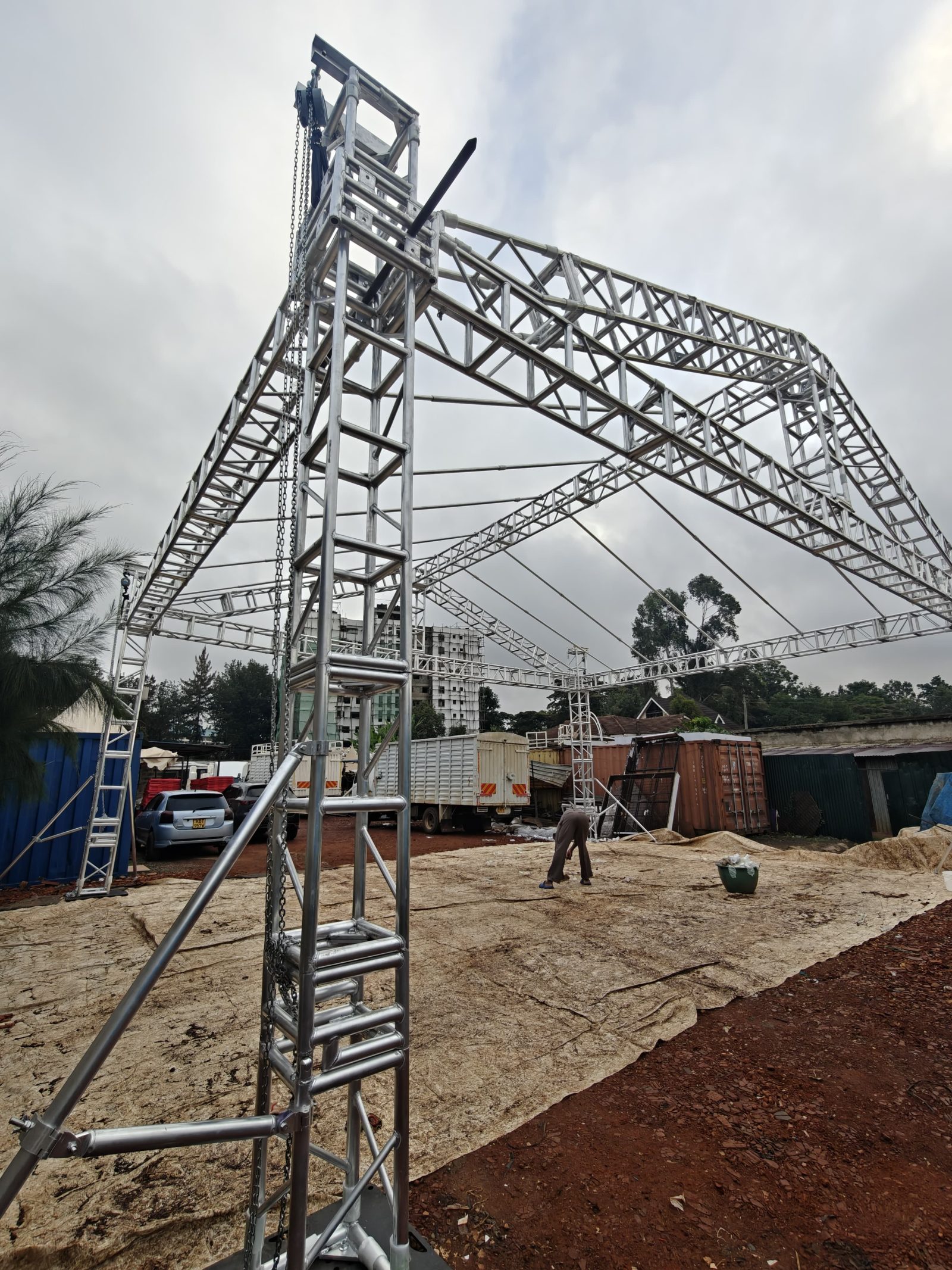 Canopy Stage for Hire in Nairobi - view 6