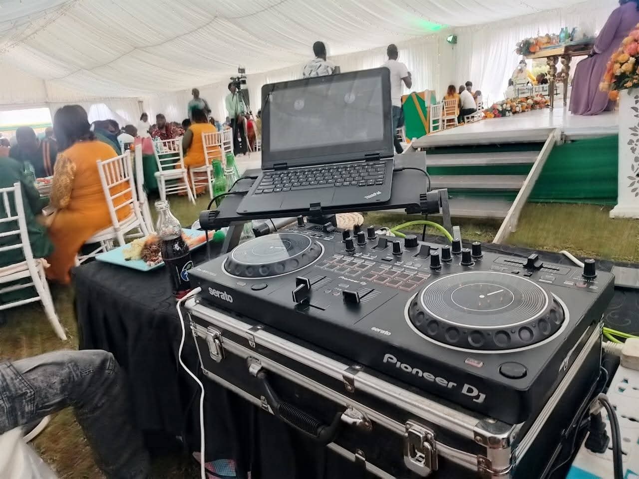 Event Sound System (Microphones, PA & DJ) for Hire in Nairobi - view 4