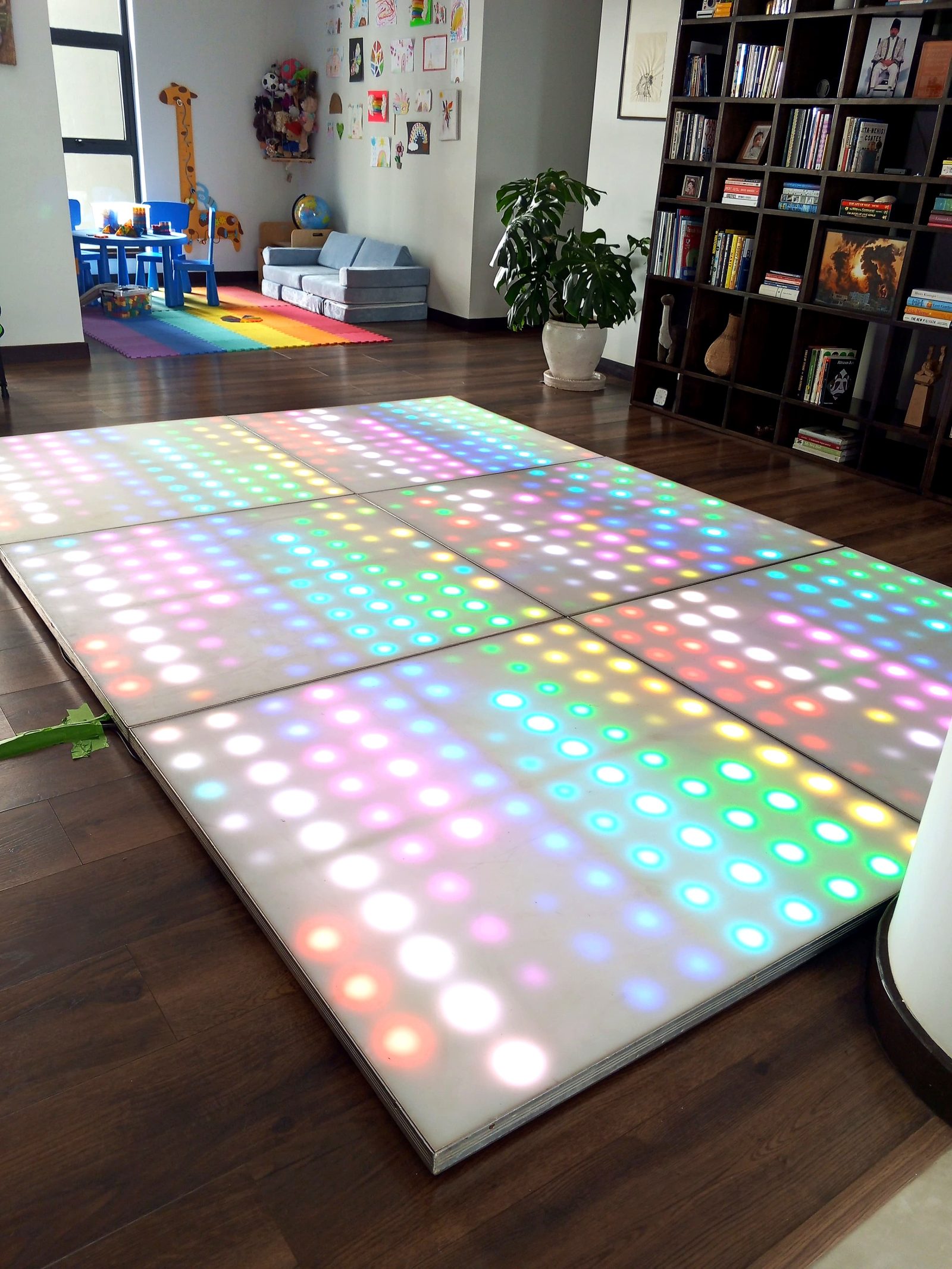 LED Dance Floor (per 1m x 1m panel) for Hire in Nairobi - view 2