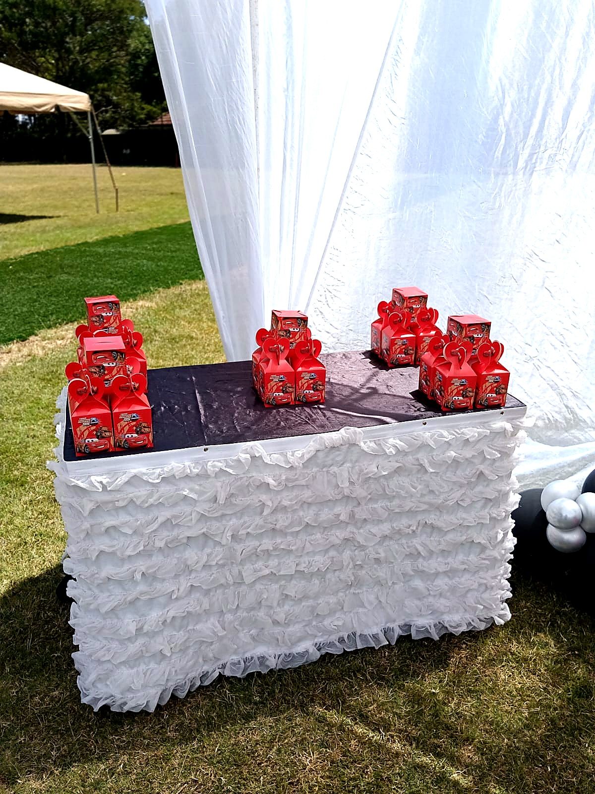 Cake Table for Hire in Nairobi - view 4