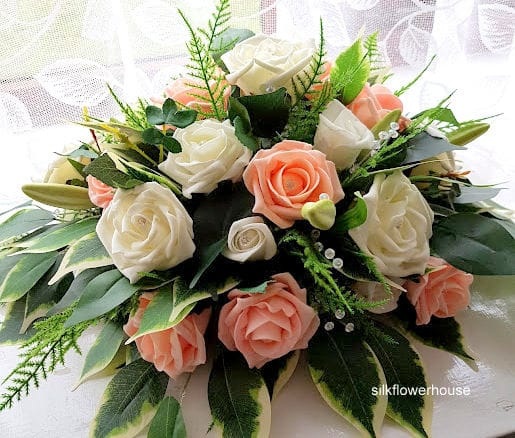 Fresh Flowers Centerpiece for Hire in Nairobi - view 3