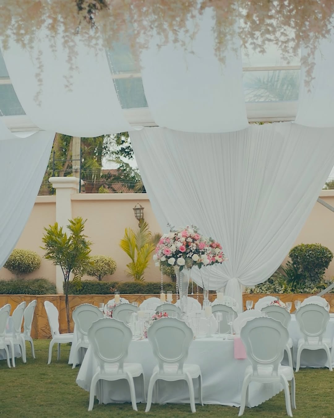 Luxury Vogue Chairs (White) for Hire in Nairobi - view 4