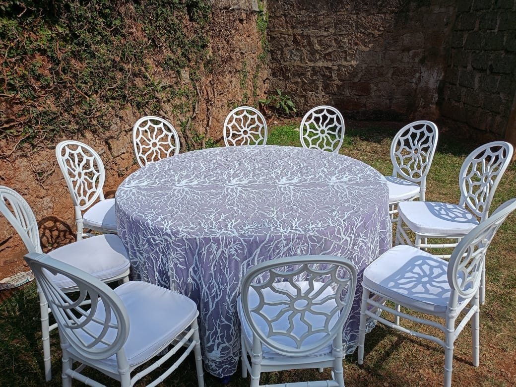 Shiny Overlay Round Table for Hire (8-Seater) &mdash; wedding item for hire in Nairobi (5)